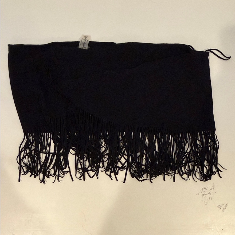 Beach bunny  Black Fringe top OS